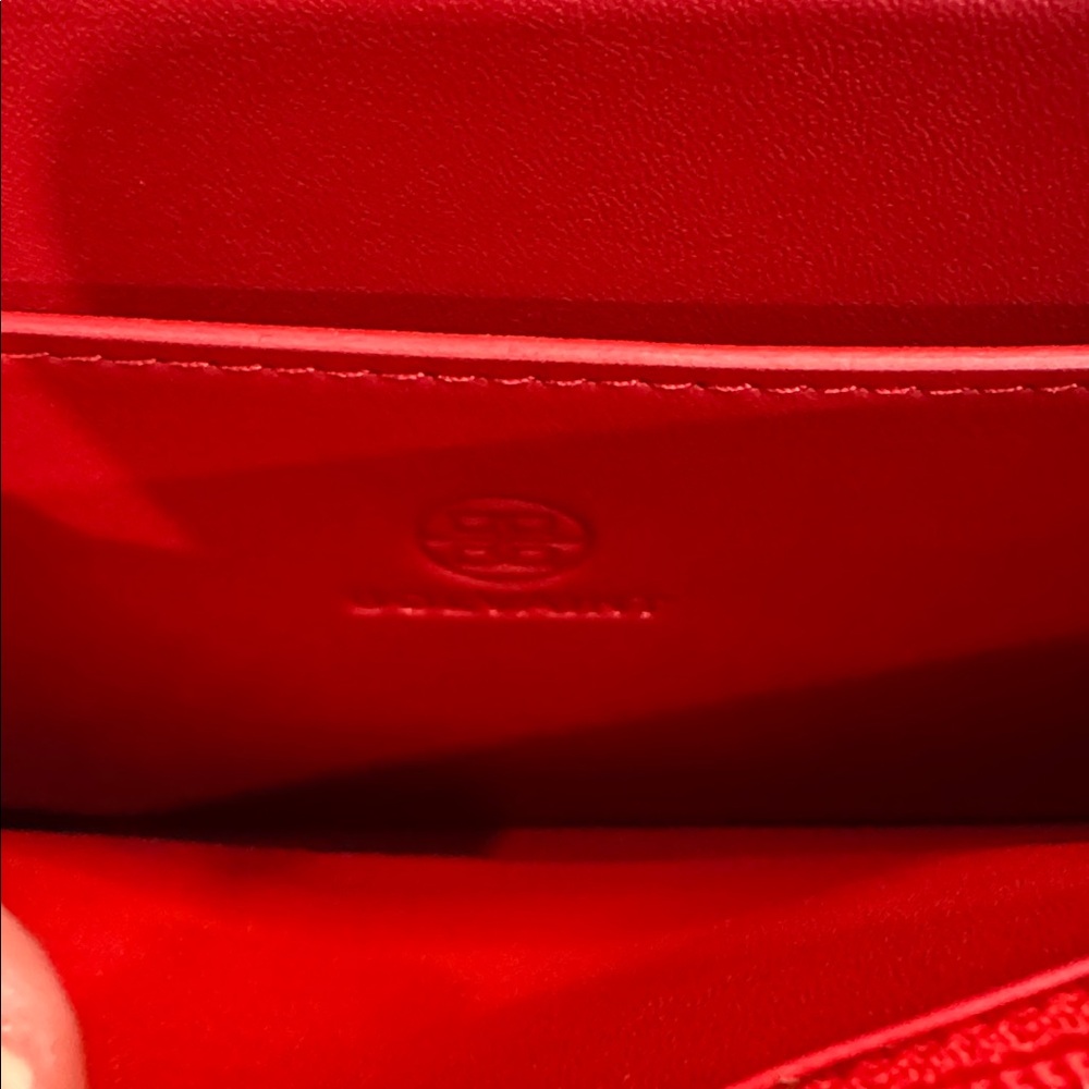 Red Leather Women's Bolvaint crossbody Bag NEW WITH TAGS - Picture 11 of 11